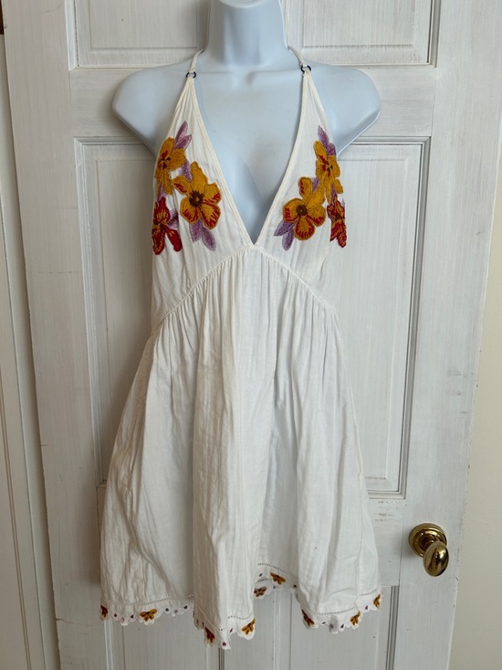 Free People Dresses & Skirts - Free People White Mini Dress with Yellow & Red Floral Embroidery and Pockets